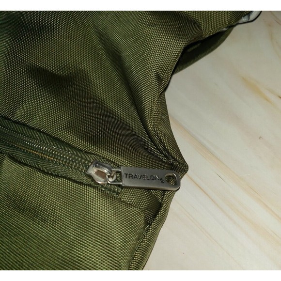 Travelon Crossbody Shoulder Bag   Adjustable Strap Green Pockets VGUC Summer - Picture 8 of 9